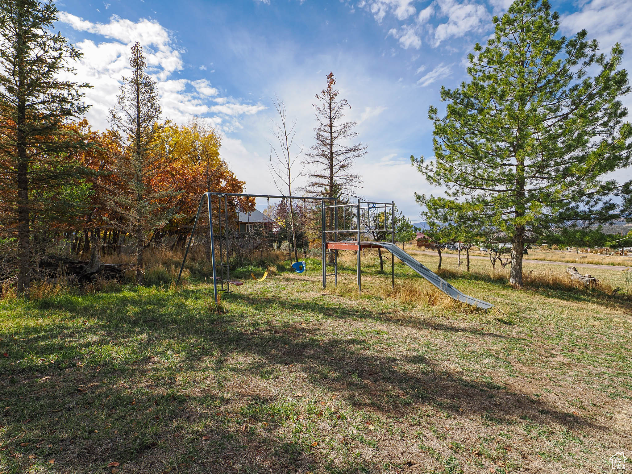 SKYLINE MOUNTAIN - Residential