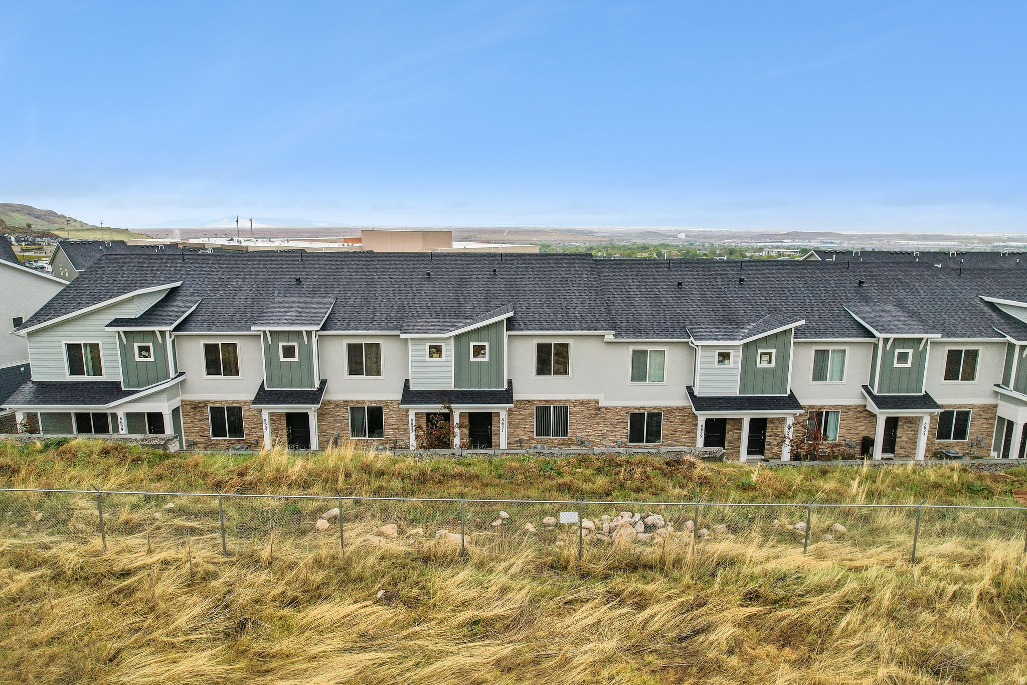 LITTLE VALLEY GATEWAY - Residential