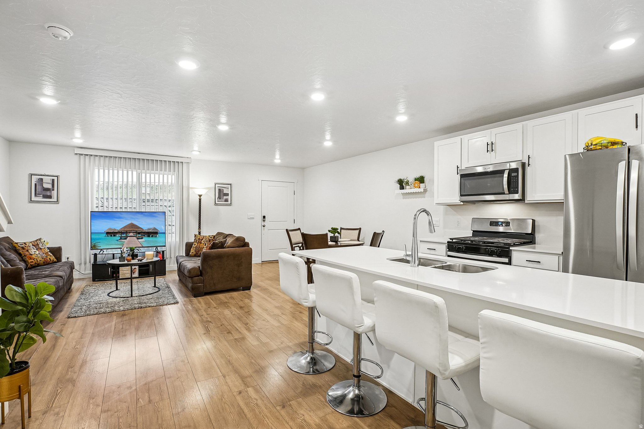 LITTLE VALLEY GATEWAY - Residential