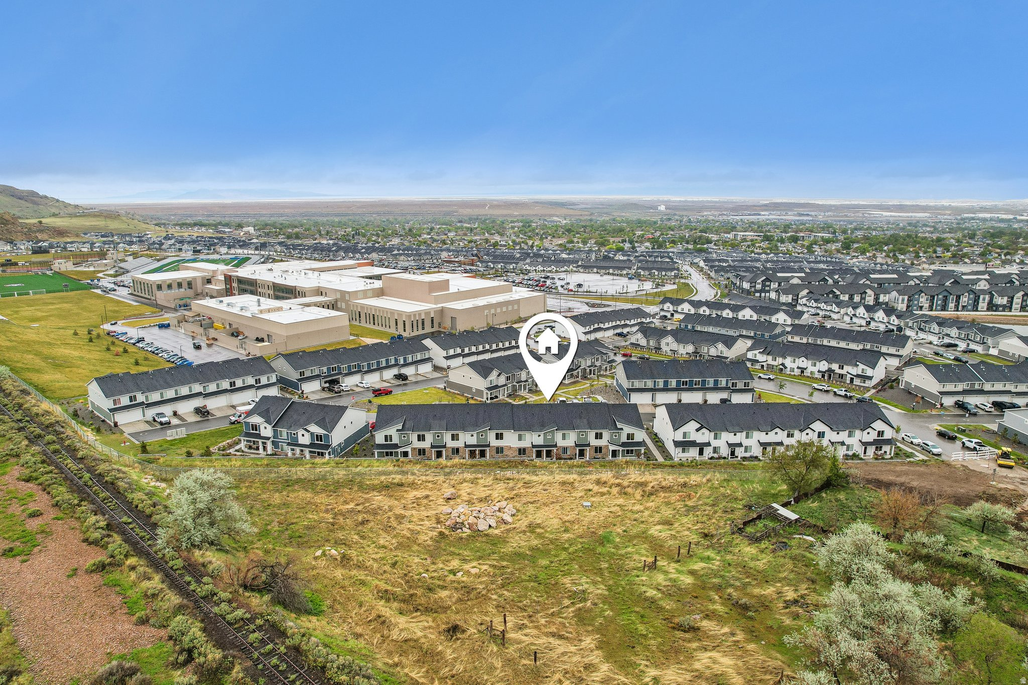 LITTLE VALLEY GATEWAY - Residential