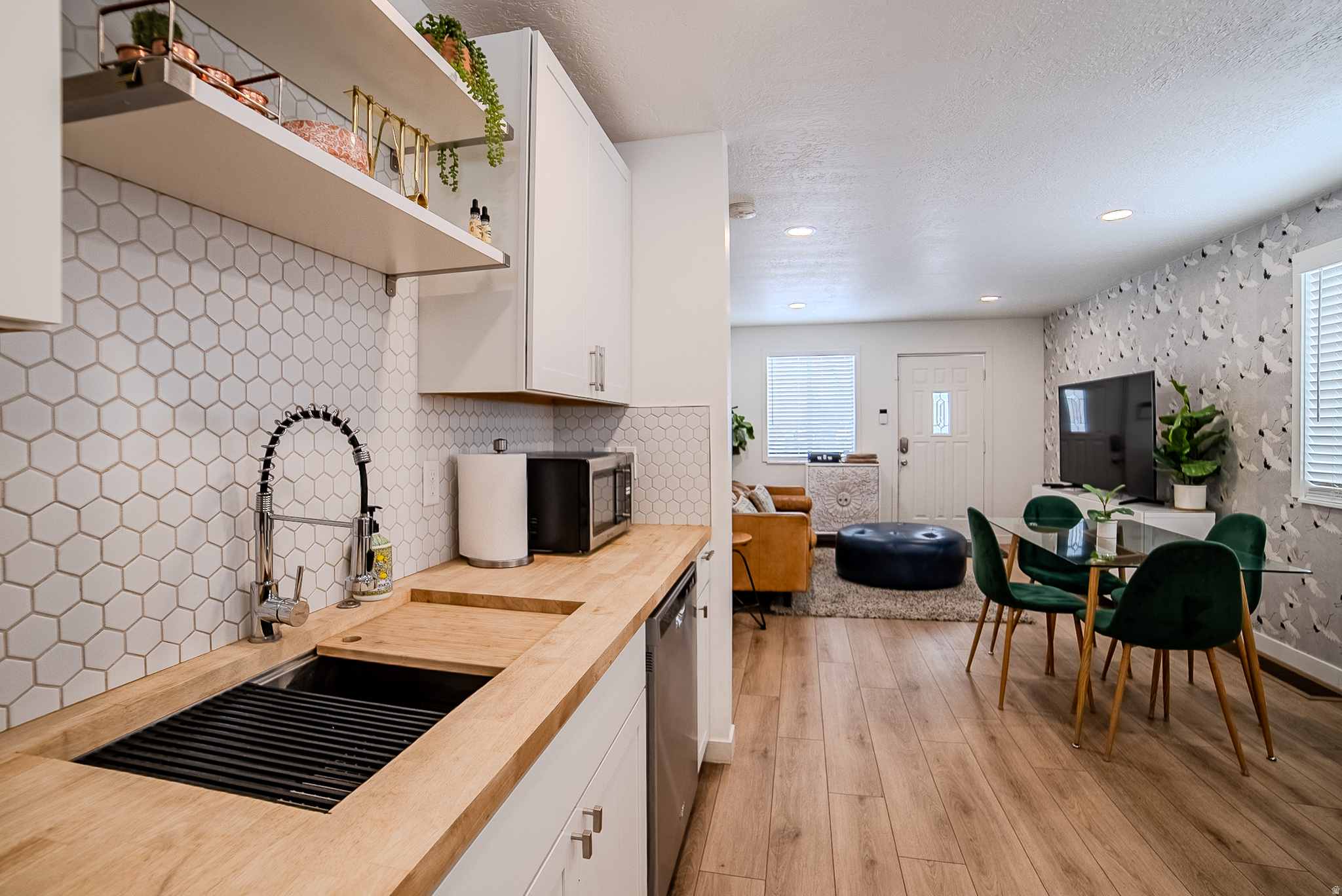 HAMILTONS SUB - Residential