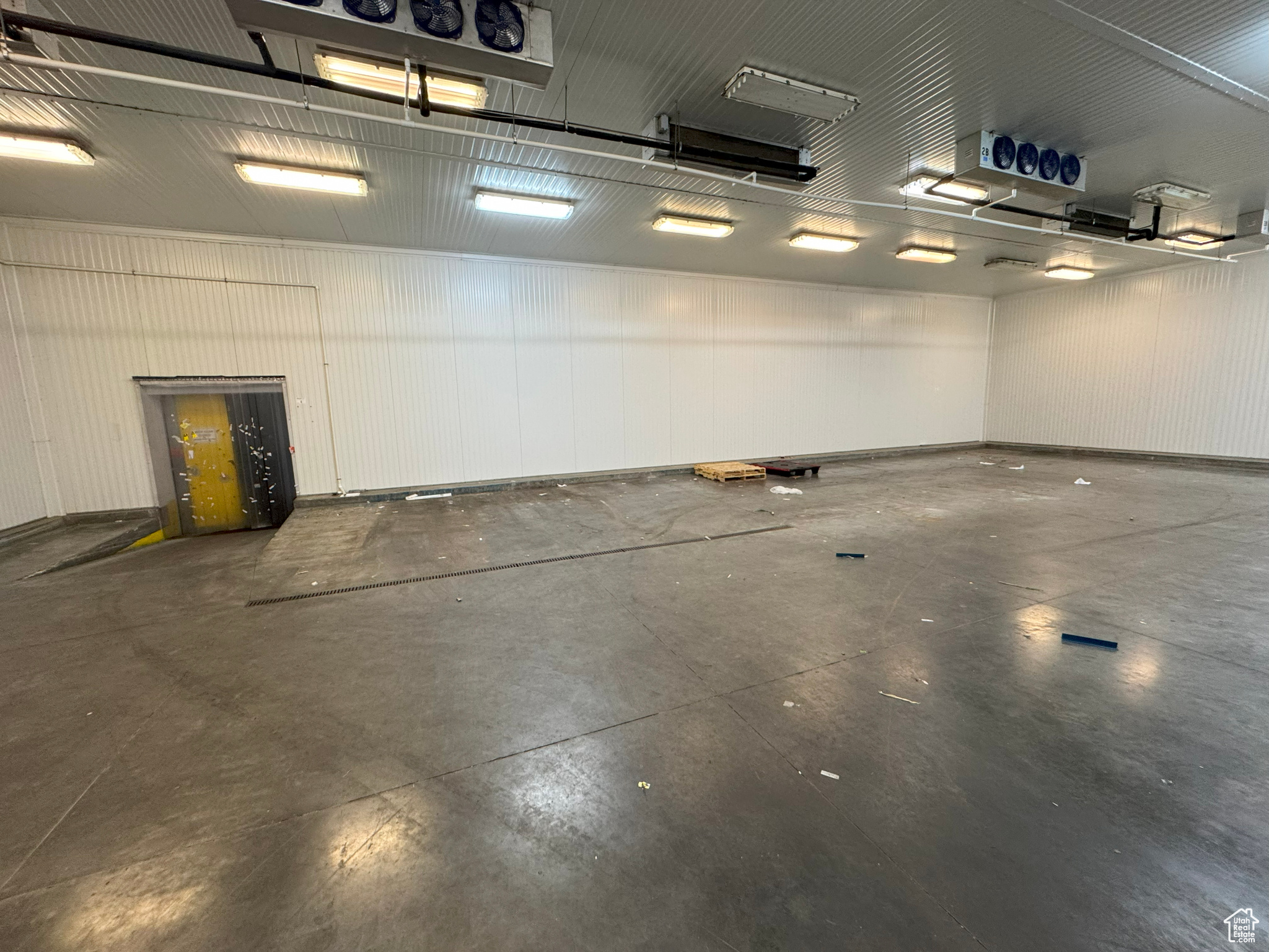 BROOKLYN SUB - Commercial Lease