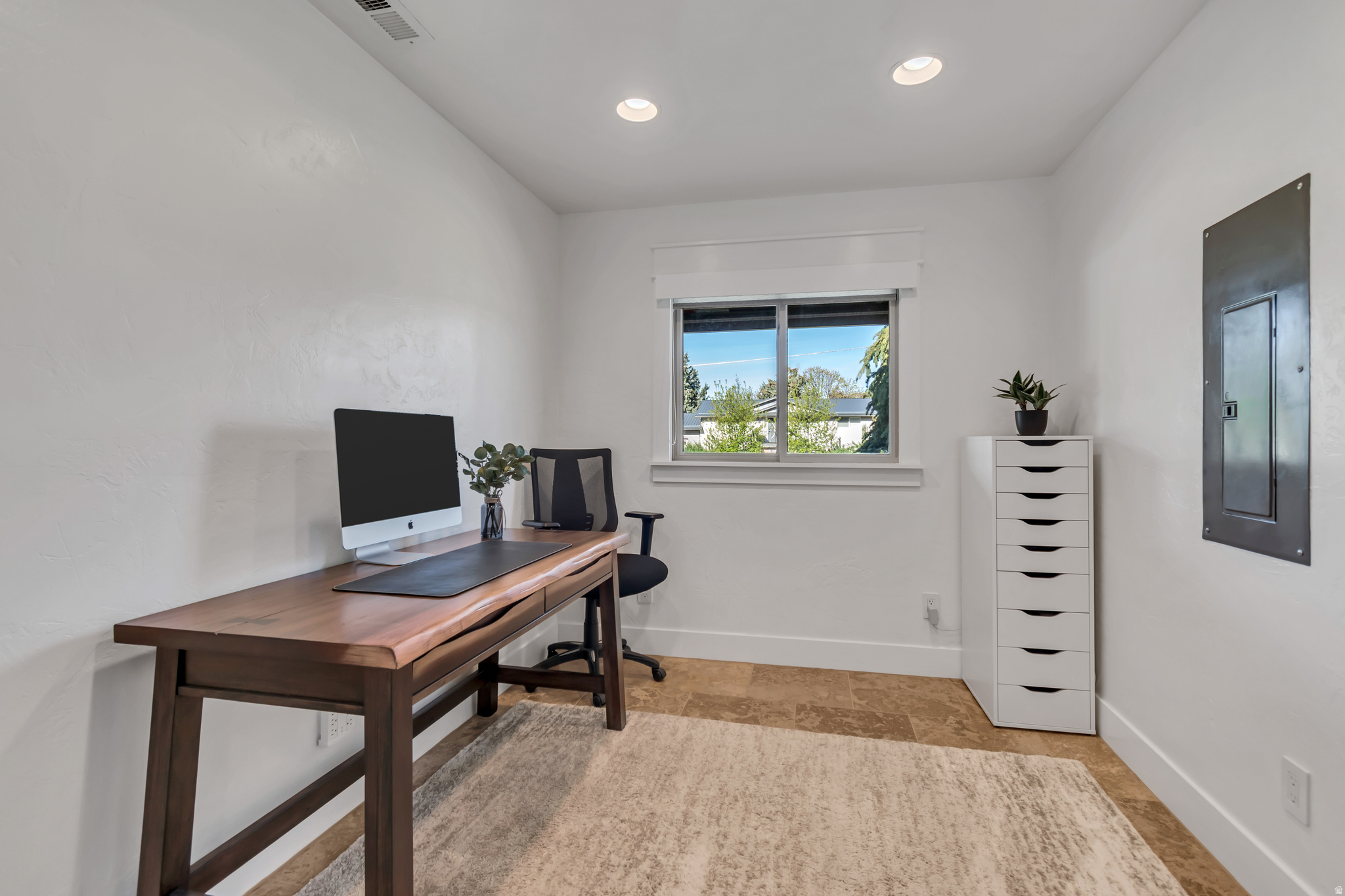 RON STRONG - Residential