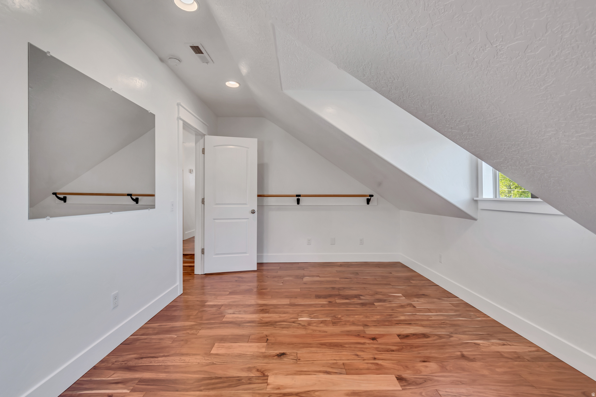 RON STRONG - Residential