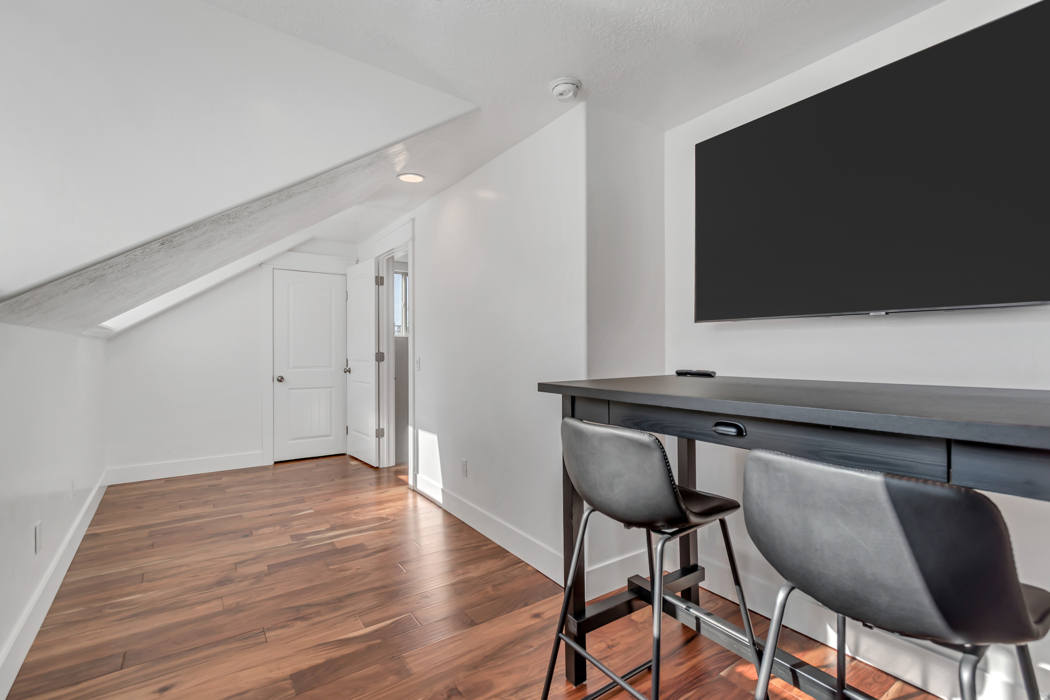 RON STRONG - Residential