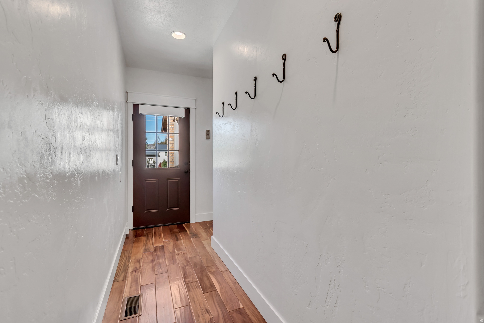 RON STRONG - Residential