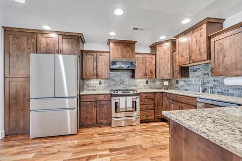 Tiny photo for 152 N 100 W, Alpine, UT 84004 (MLS # 2150184)