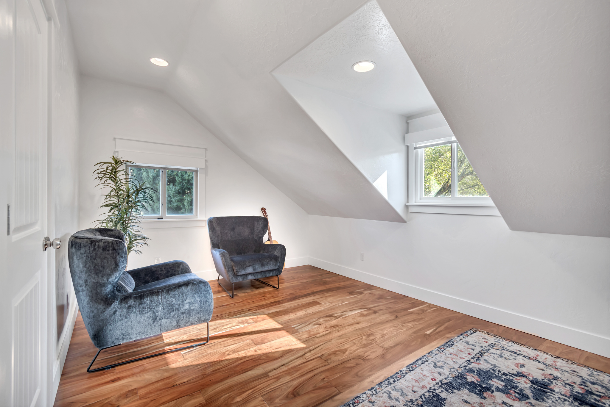 RON STRONG - Residential