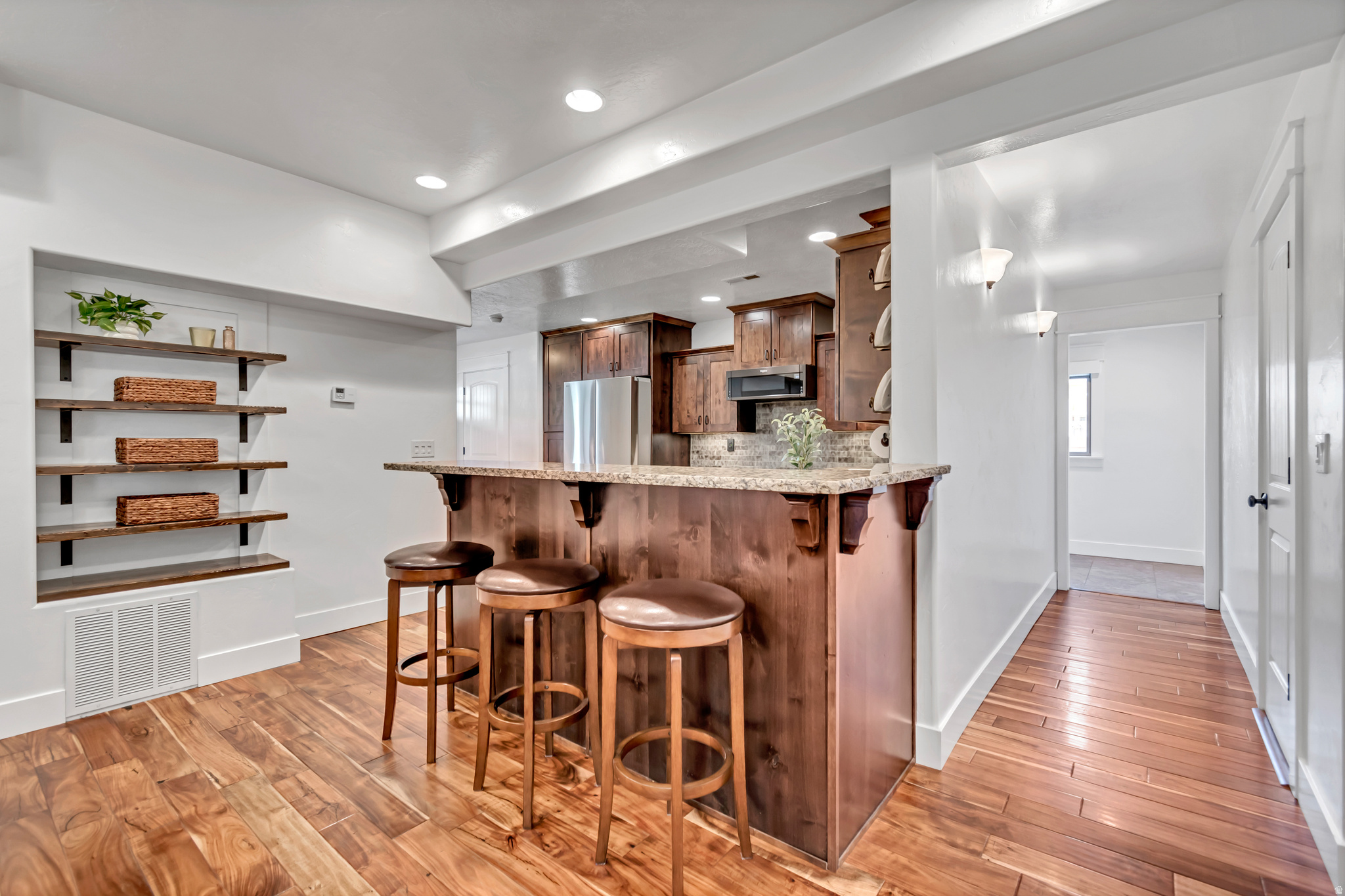 RON STRONG - Residential