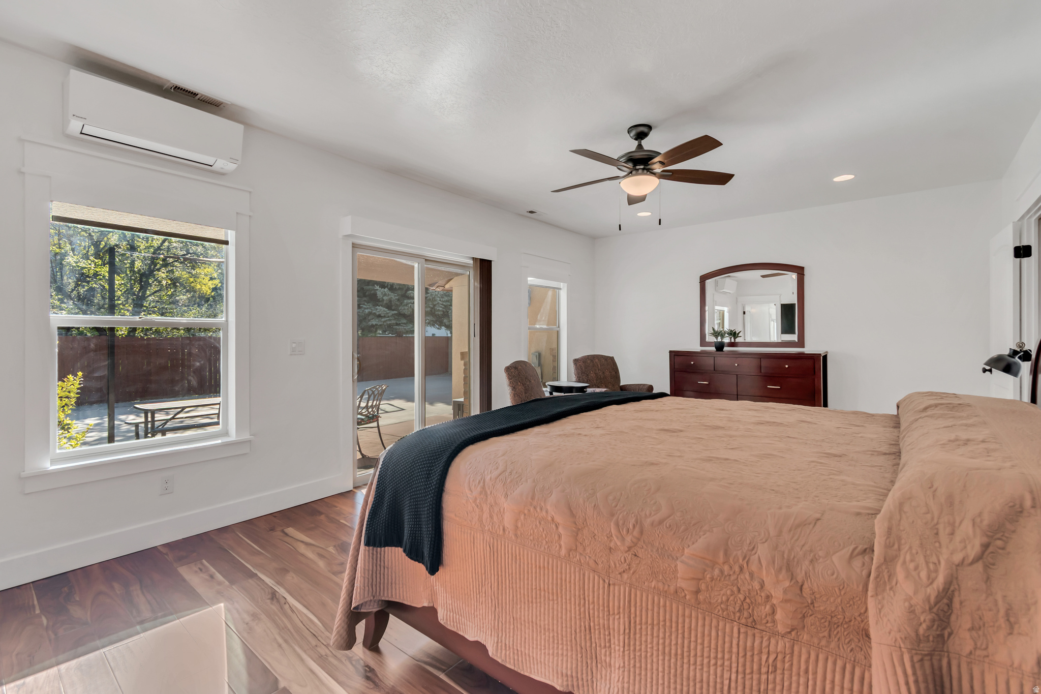 RON STRONG - Residential