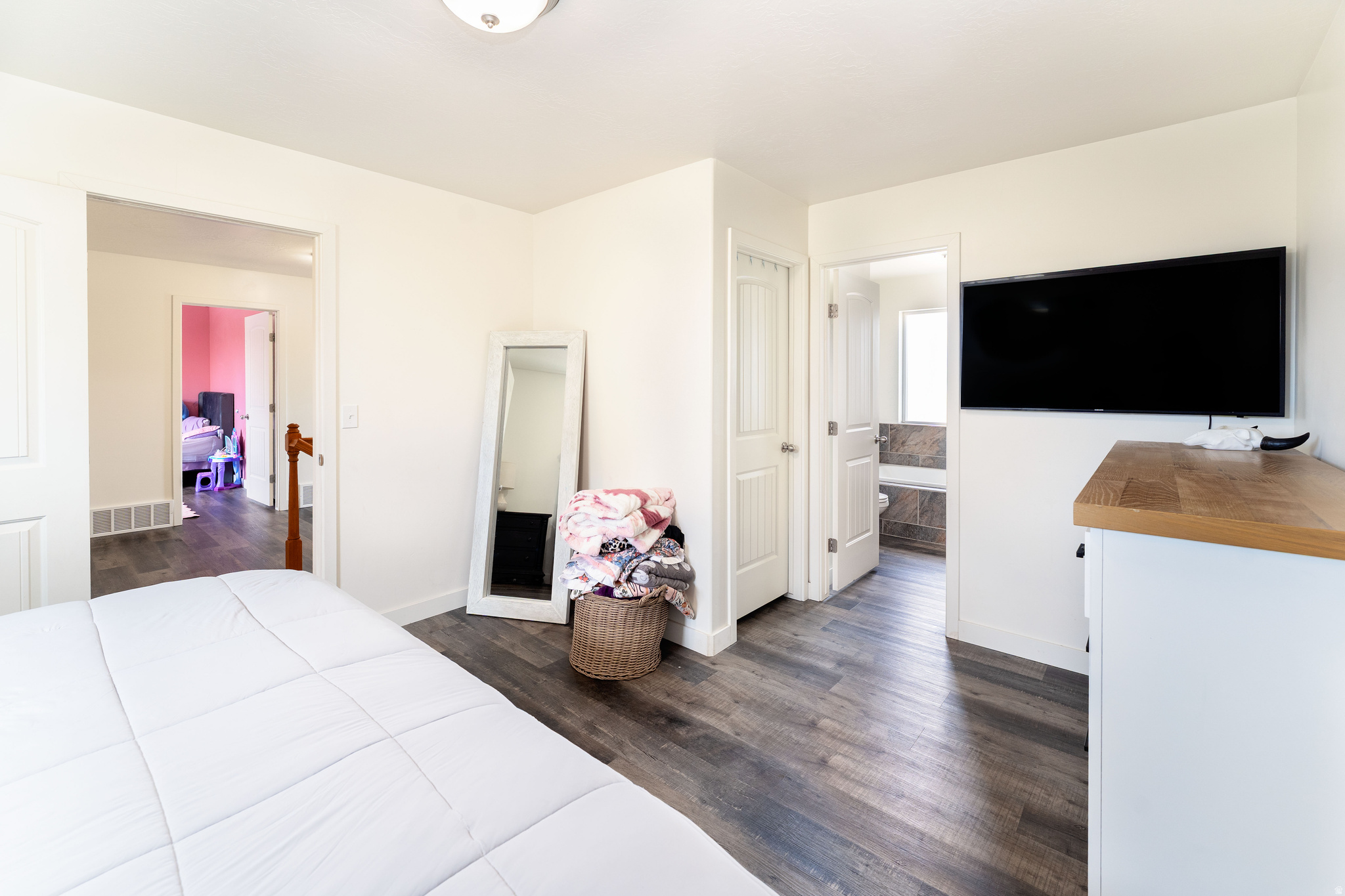 UINTAH SHADOWS - Residential