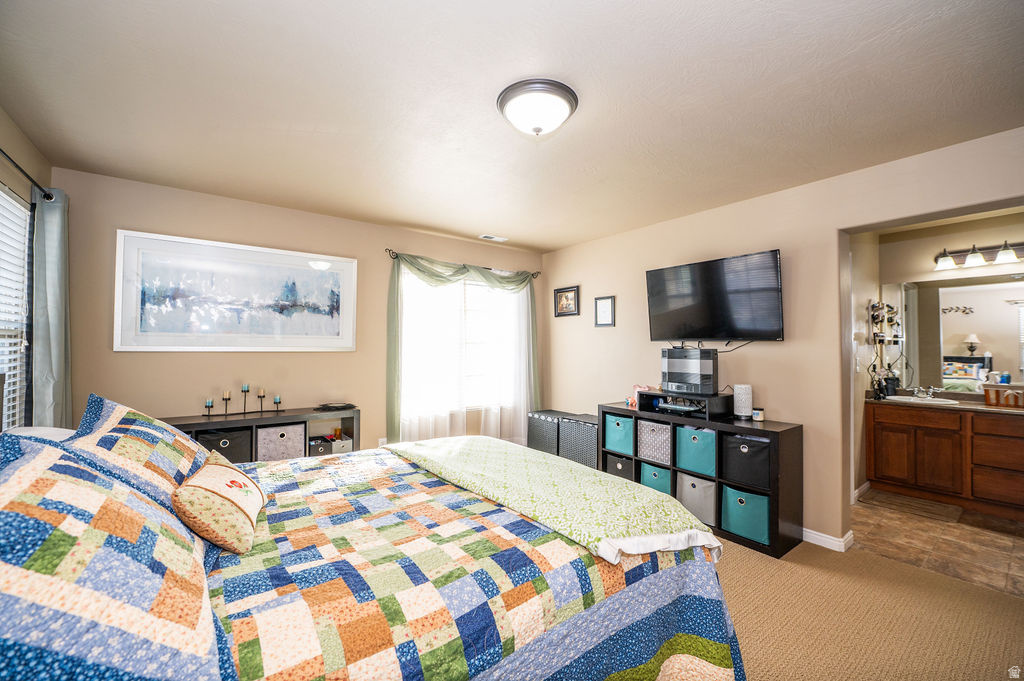 TOWNHOMES AT HIGHBURY COMMONS - Residential