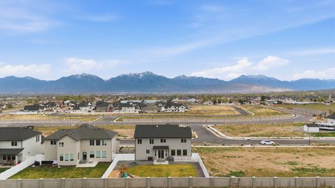 Tiny photo for 13334 S HENNING CIR, Herriman, UT 84096 (MLS # 2147870)