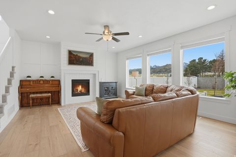 Tiny photo for 13334 S HENNING CIR, Herriman, UT 84096 (MLS # 2147870)
