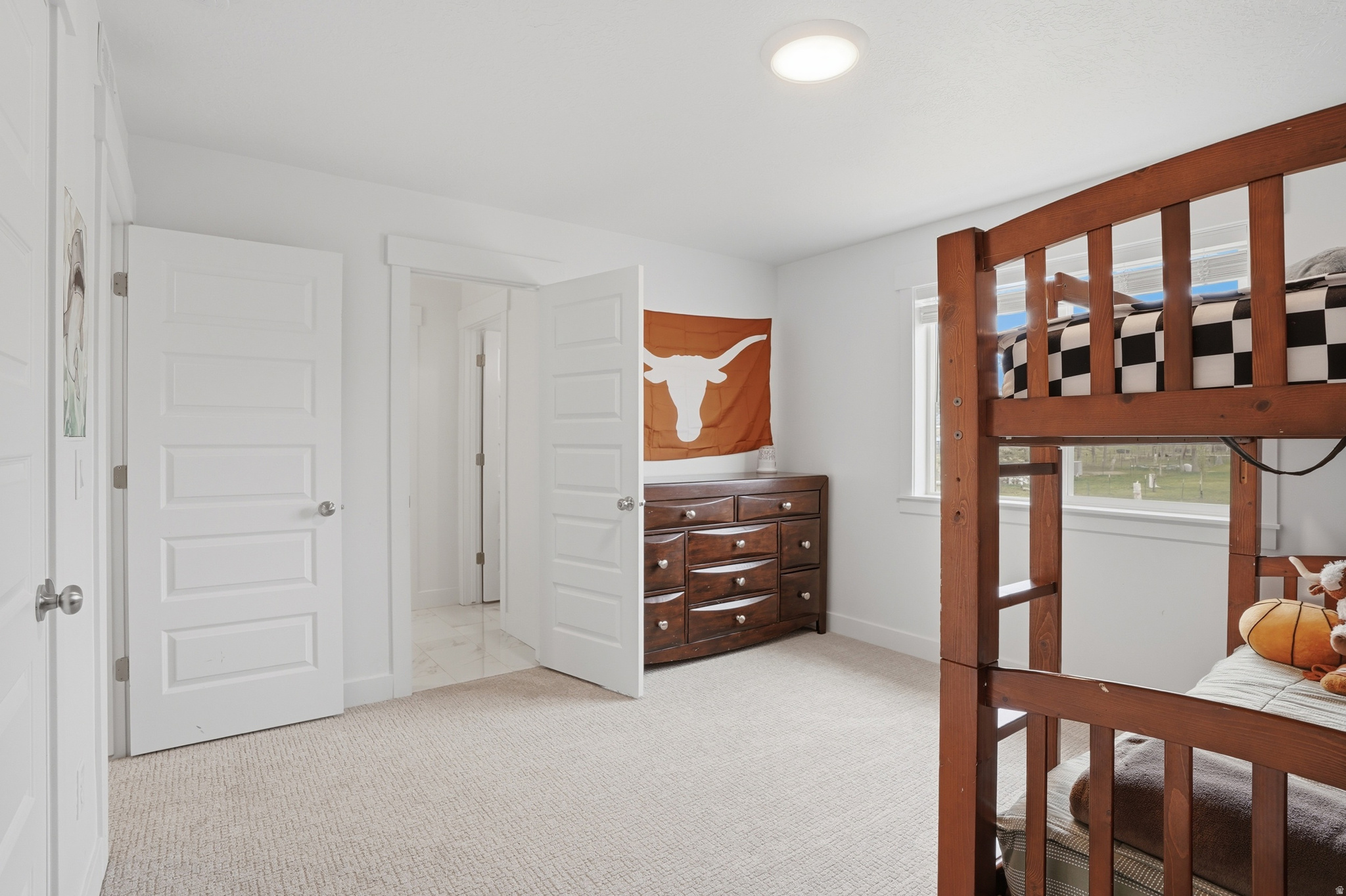 HIDDEN OAKS - Residential