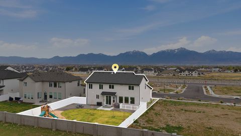 Tiny photo for 13334 S HENNING CIR, Herriman, UT 84096 (MLS # 2147870)