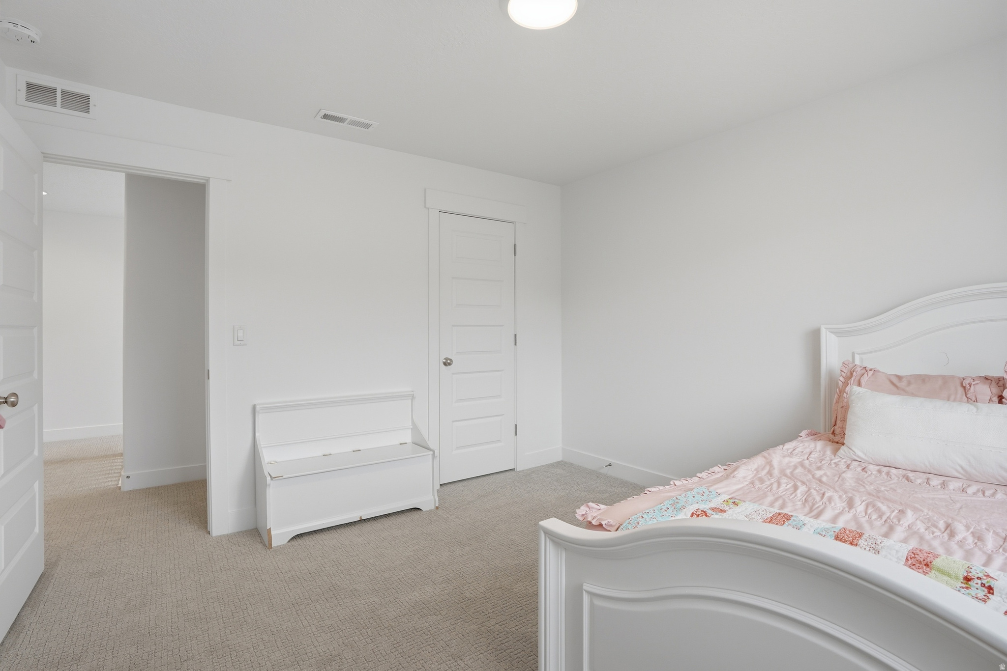 HIDDEN OAKS - Residential