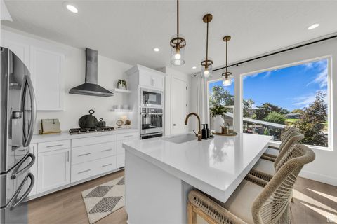 Tiny photo for 397 W 850 N, Farmington, UT 84025 (MLS # 2112944)