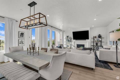 Tiny photo for 397 W 850 N, Farmington, UT 84025 (MLS # 2112944)