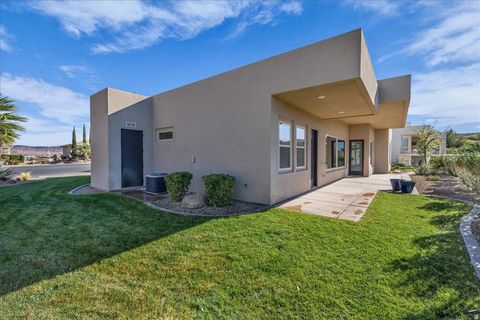 Tiny photo for 1622 S AGATE CIR, Saint George, UT 84790 (MLS # 2126277)