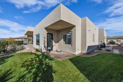 Tiny photo for 1622 S AGATE CIR, Saint George, UT 84790 (MLS # 2126277)