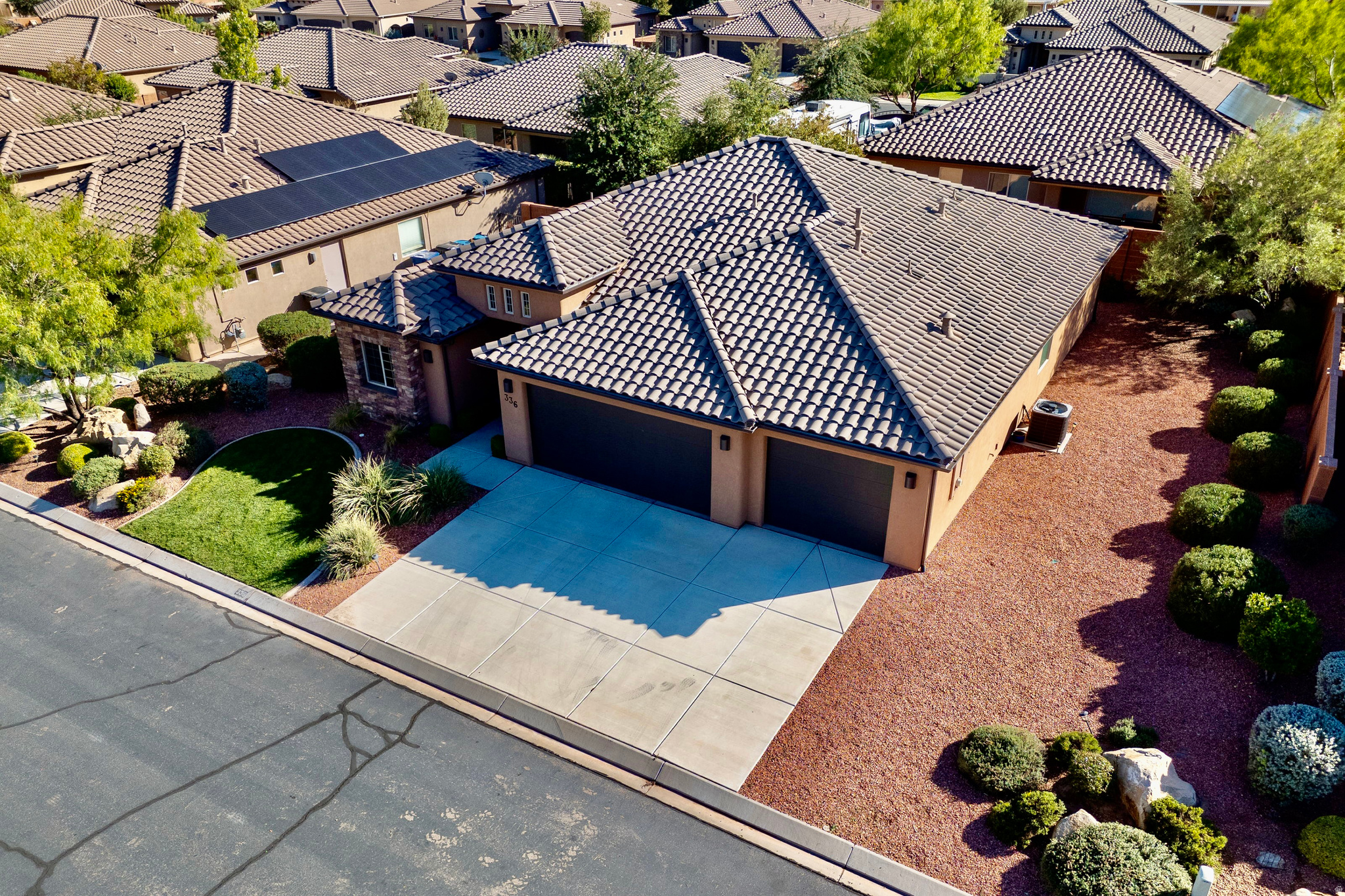 DESERT ROSE PH 1 - Residential