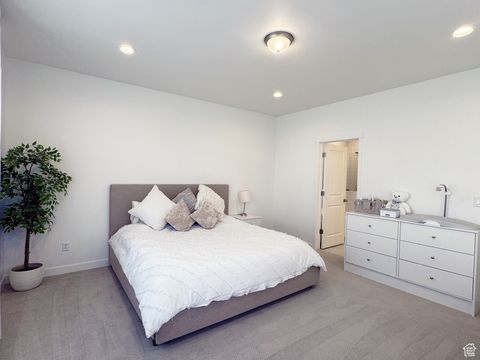 Tiny photo for 11509 S PEBBLE POND RD, South Jordan, UT 84009 (MLS # 2118325)