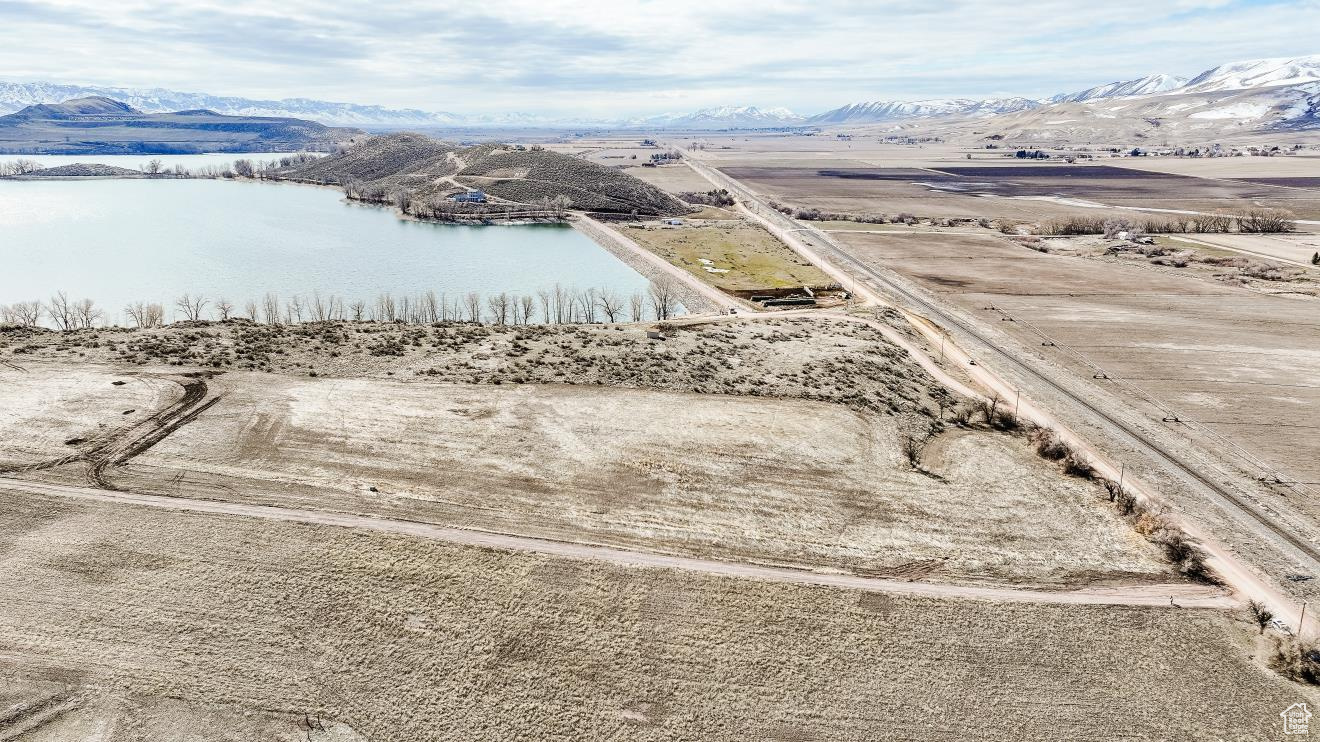 HULL LOT OF LITTLES SUBDIVISION - Land