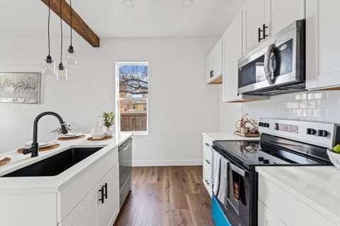 Tiny photo for 963 W 400 N, Salt Lake City, UT 84116 (MLS # 2125048)