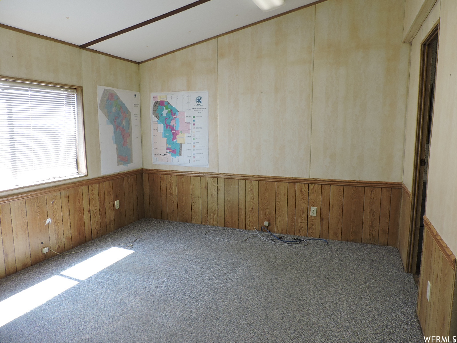 DELTA ESTATES - Commercial Lease