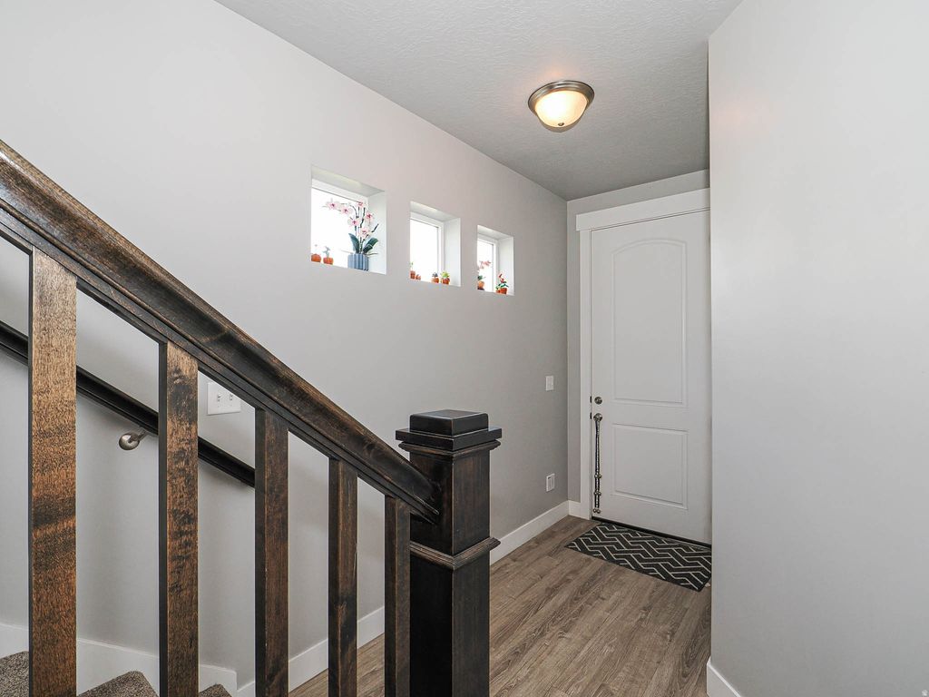 Photo of 15335 S TARAWA DR W, Bluffdale, UT 84065 (MLS # 2148255)