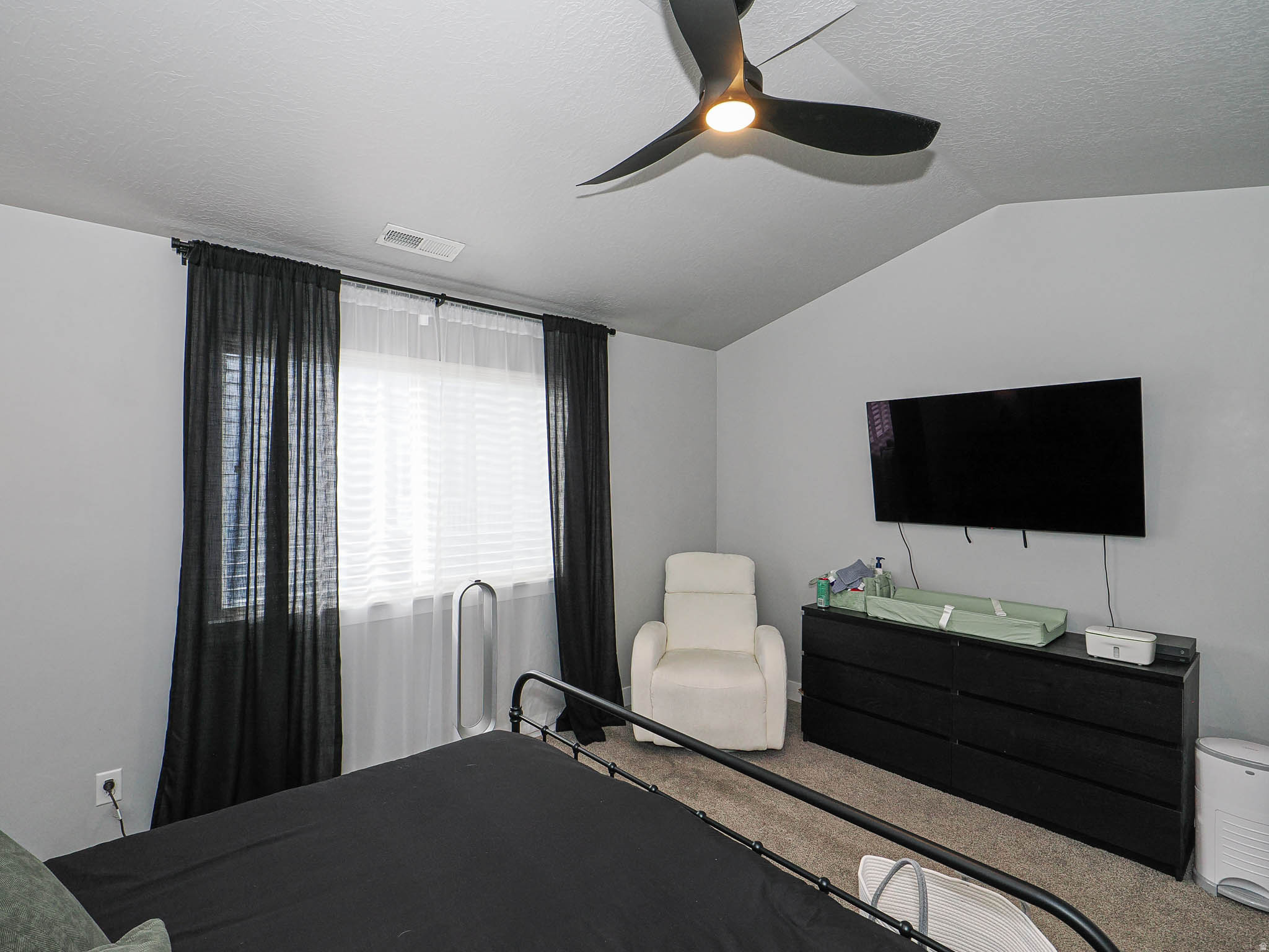 IRON HORSE TOWNHOMES HOA - Residential