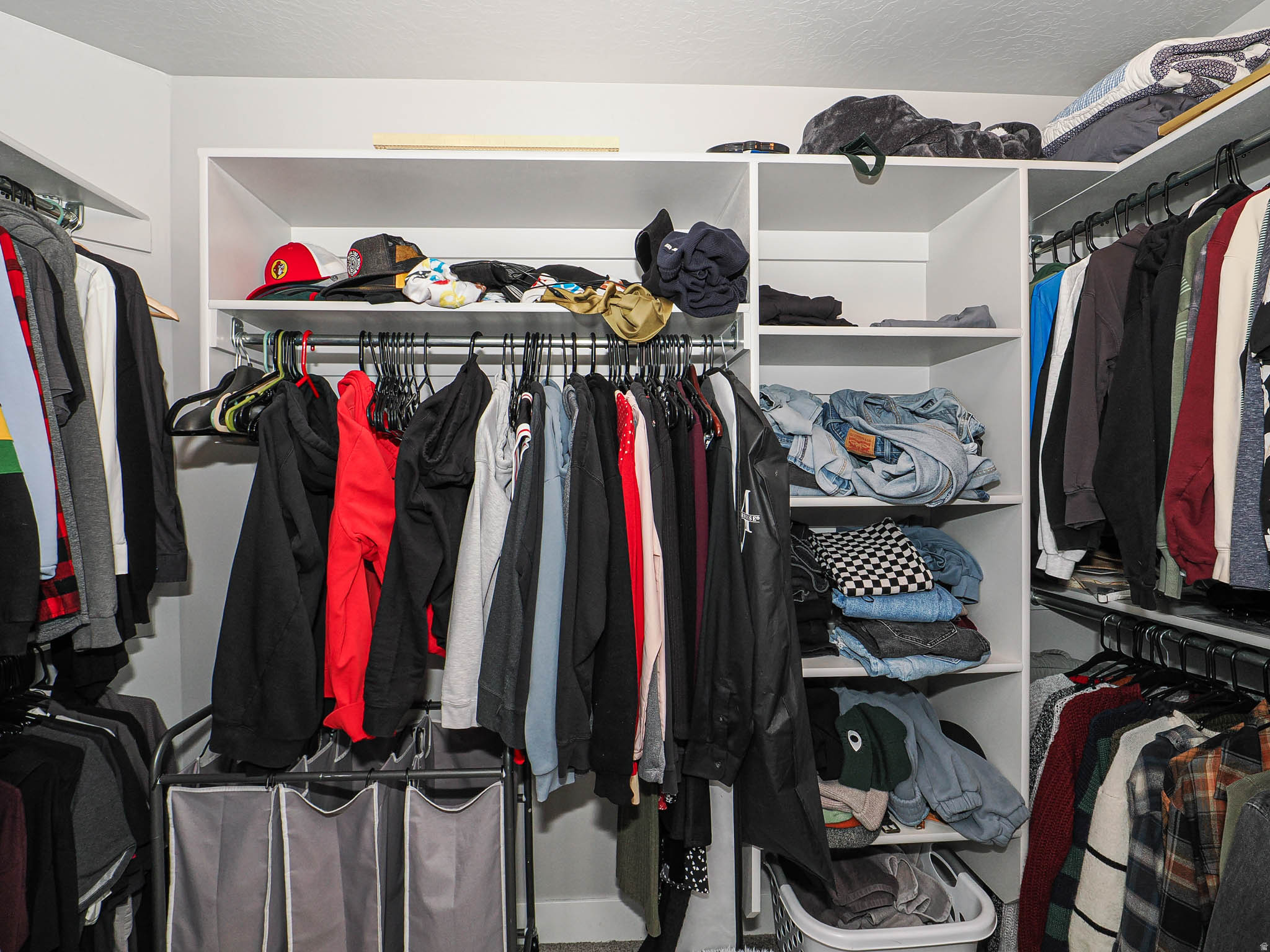 IRON HORSE TOWNHOMES HOA - Residential