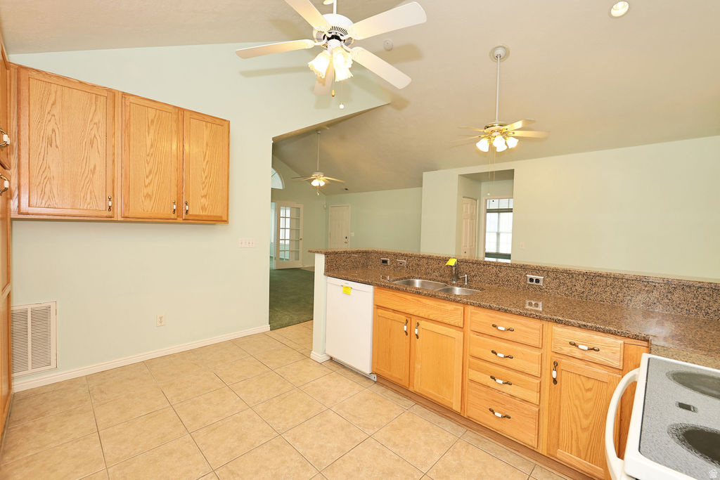 VALLEY VU VILLAS CONDOMINIUM - Residential