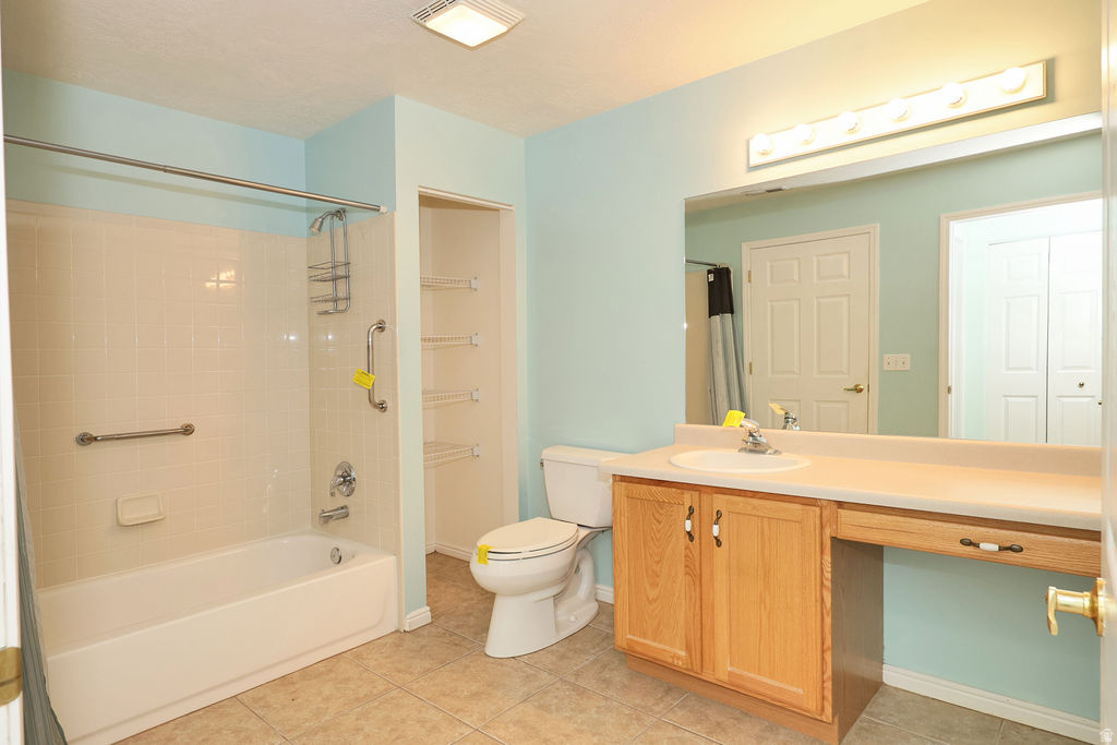 VALLEY VU VILLAS CONDOMINIUM - Residential