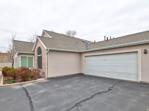 Tiny photo for 4716 W VILLA VIEW DR S #C, West Valley City, UT 84120 (MLS # 2144880)