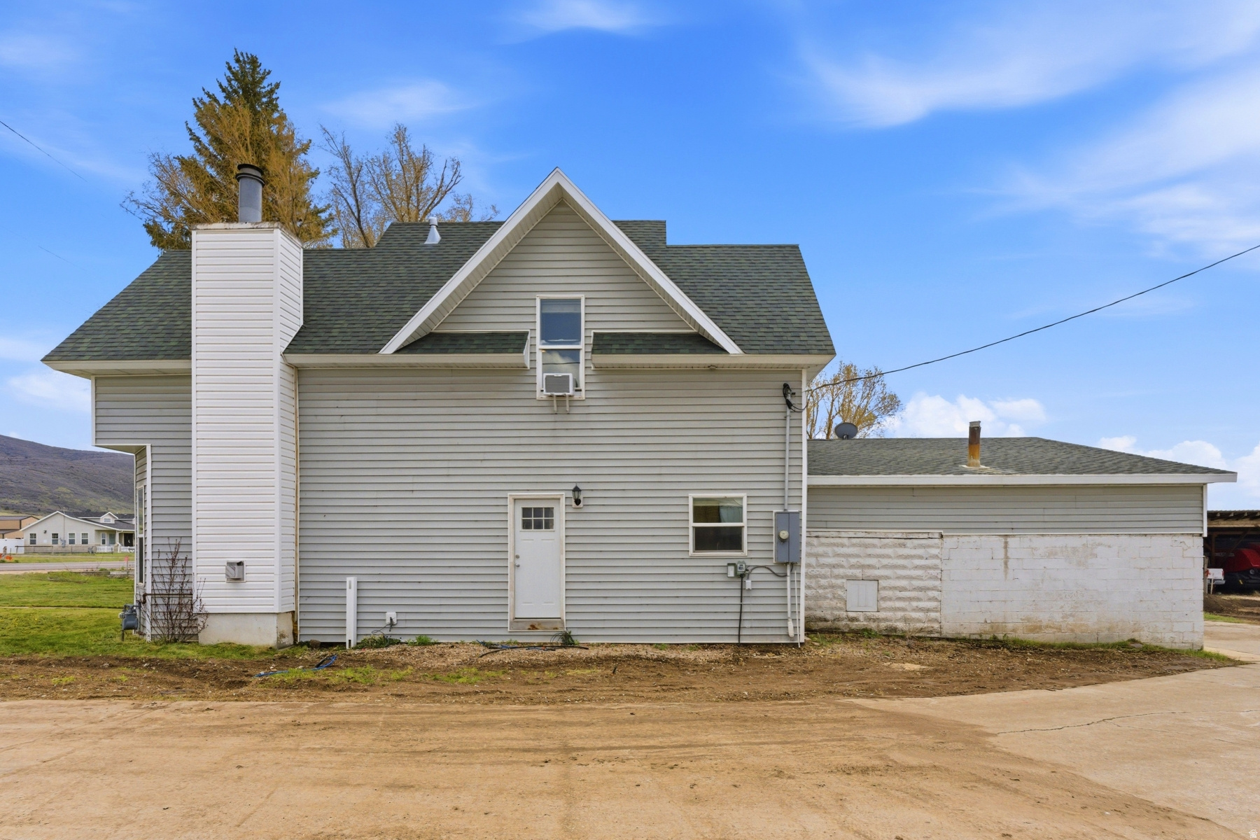 SOUTH SUMMIT - Residential