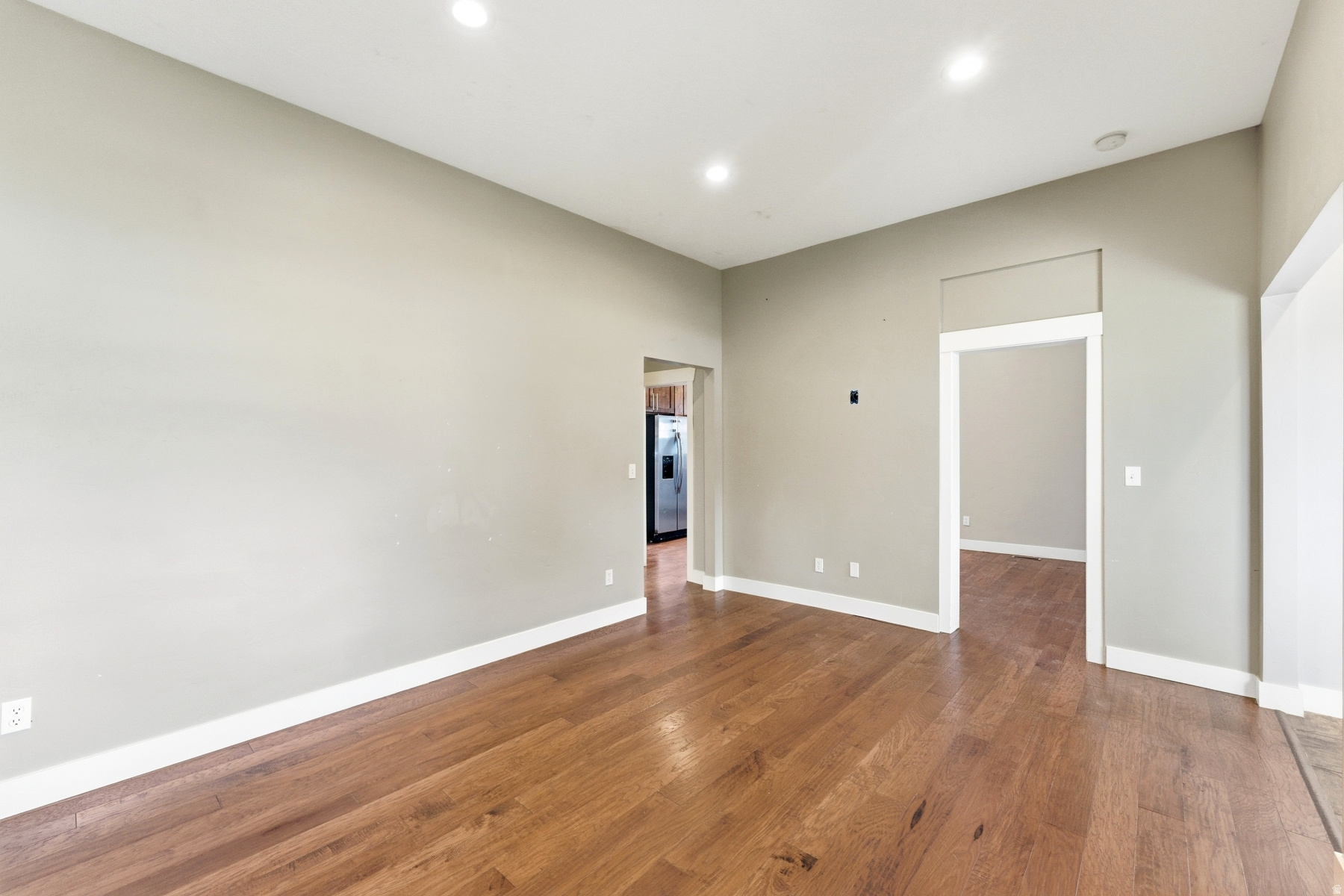 SOUTH SUMMIT - Residential