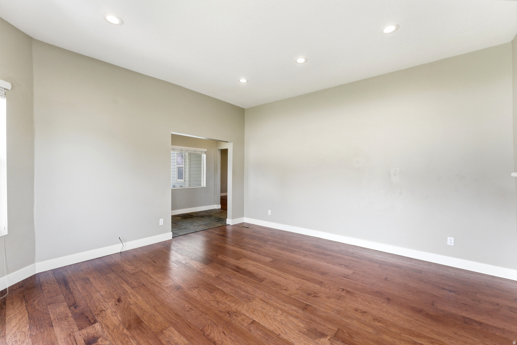 SOUTH SUMMIT - Residential