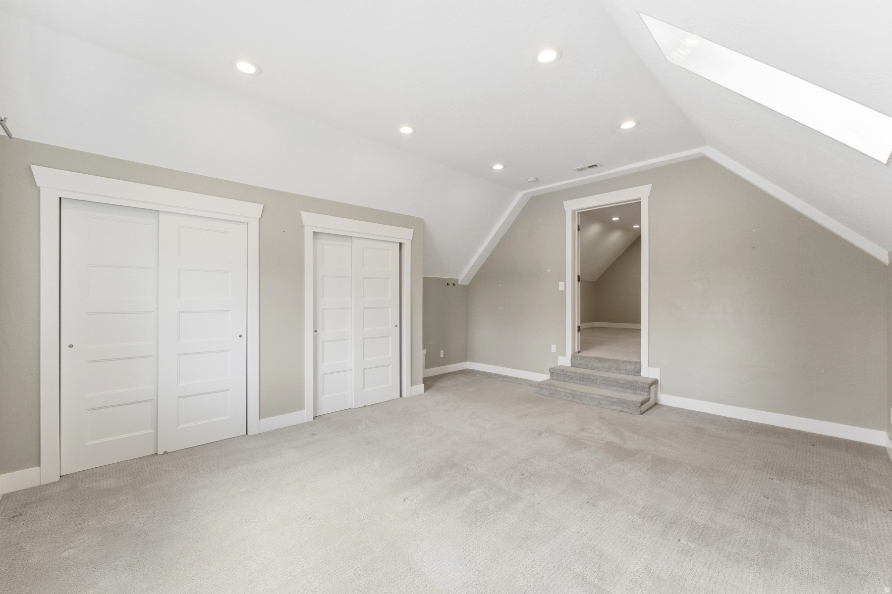 SOUTH SUMMIT - Residential