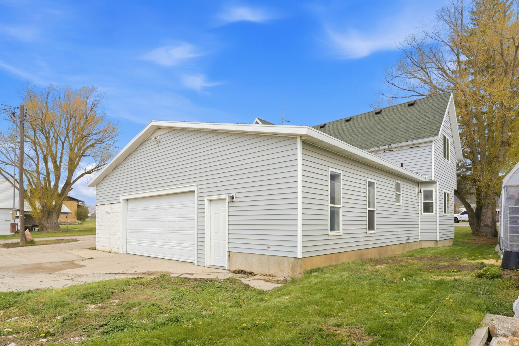 SOUTH SUMMIT - Residential