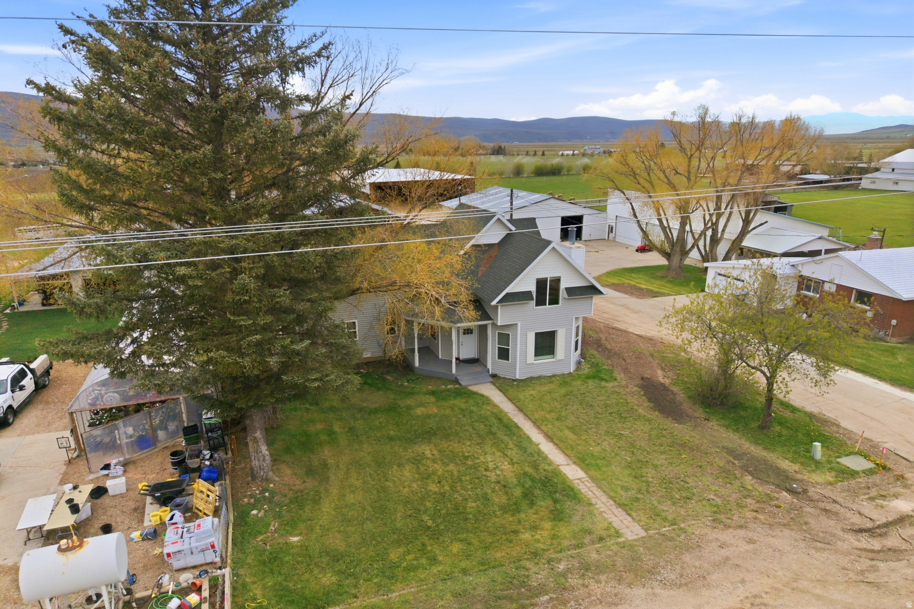 SOUTH SUMMIT - Residential