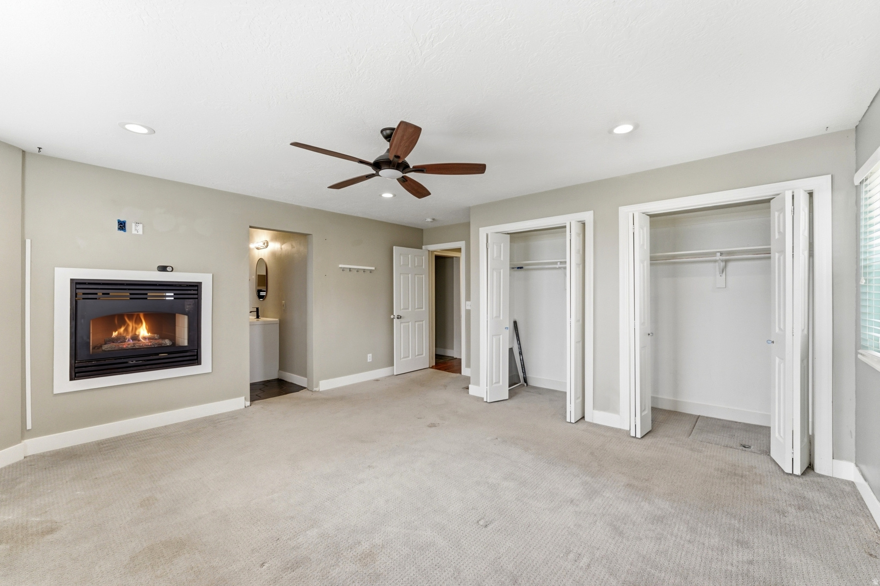 SOUTH SUMMIT - Residential