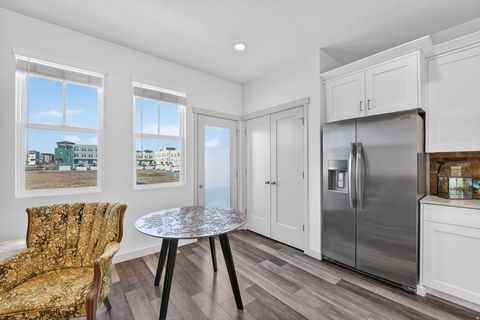 Tiny photo for 5004 W DAYBREAK PKWY, South Jordan, UT 84009 (MLS # 2128373)