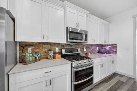 Tiny photo for 5004 W DAYBREAK PKWY, South Jordan, UT 84009 (MLS # 2128373)