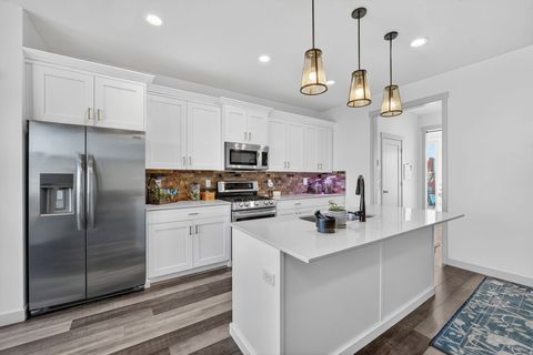 Tiny photo for 5004 W DAYBREAK PKWY, South Jordan, UT 84009 (MLS # 2128373)