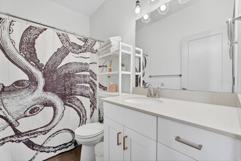 Tiny photo for 5004 W DAYBREAK PKWY, South Jordan, UT 84009 (MLS # 2128373)