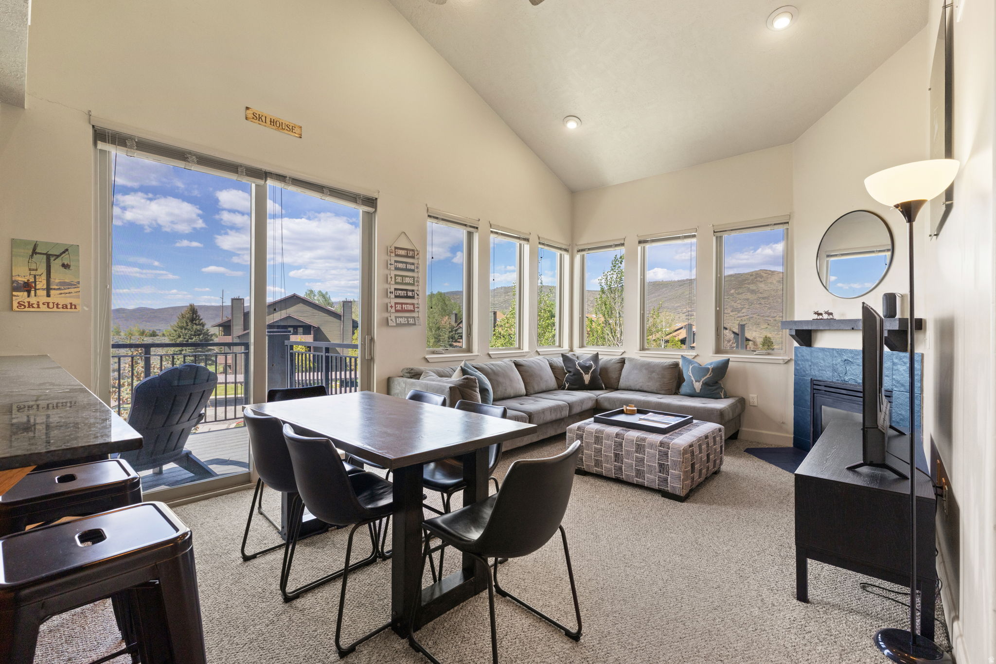 CRESTVIEW - Residential