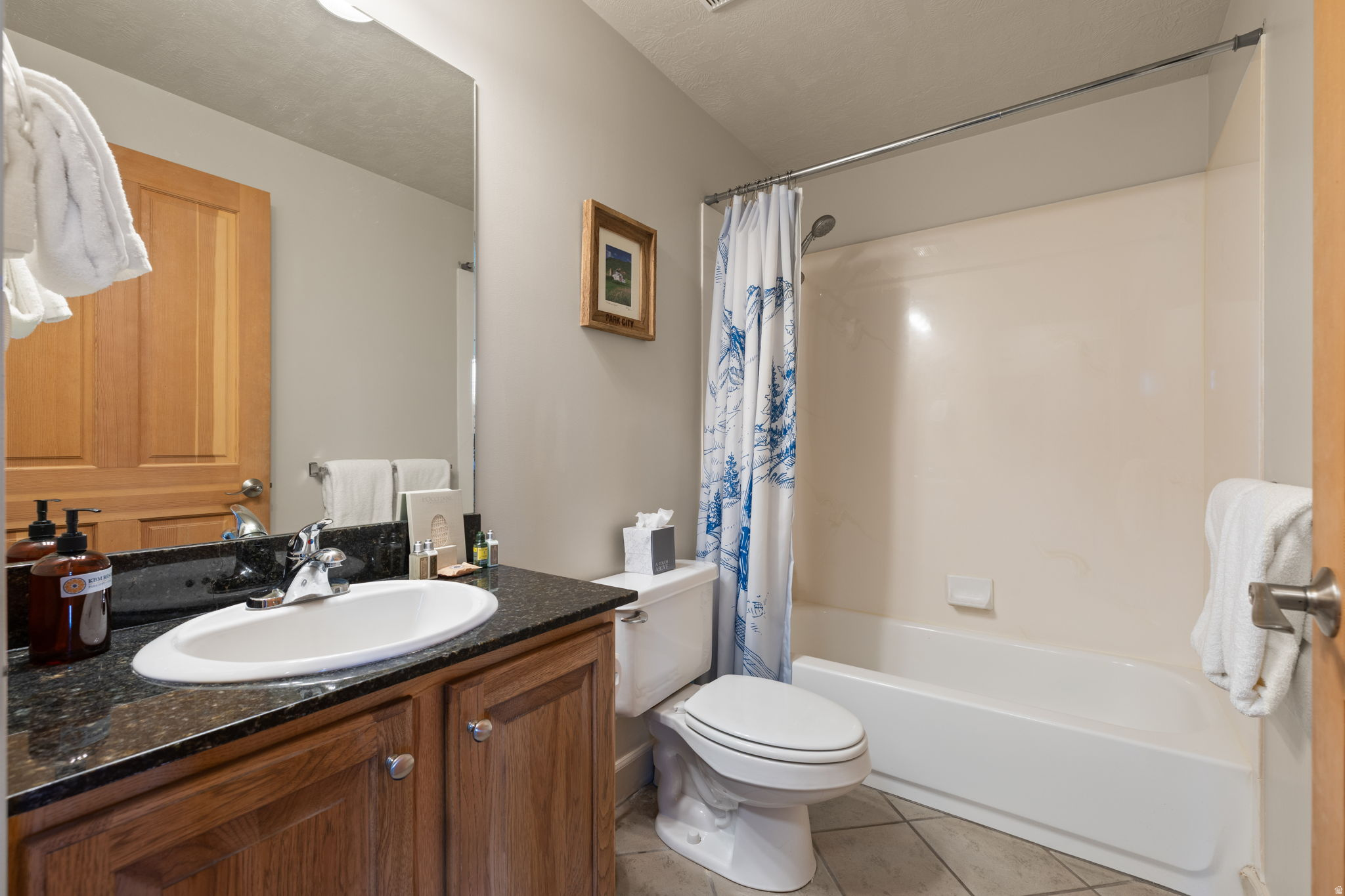 CRESTVIEW - Residential