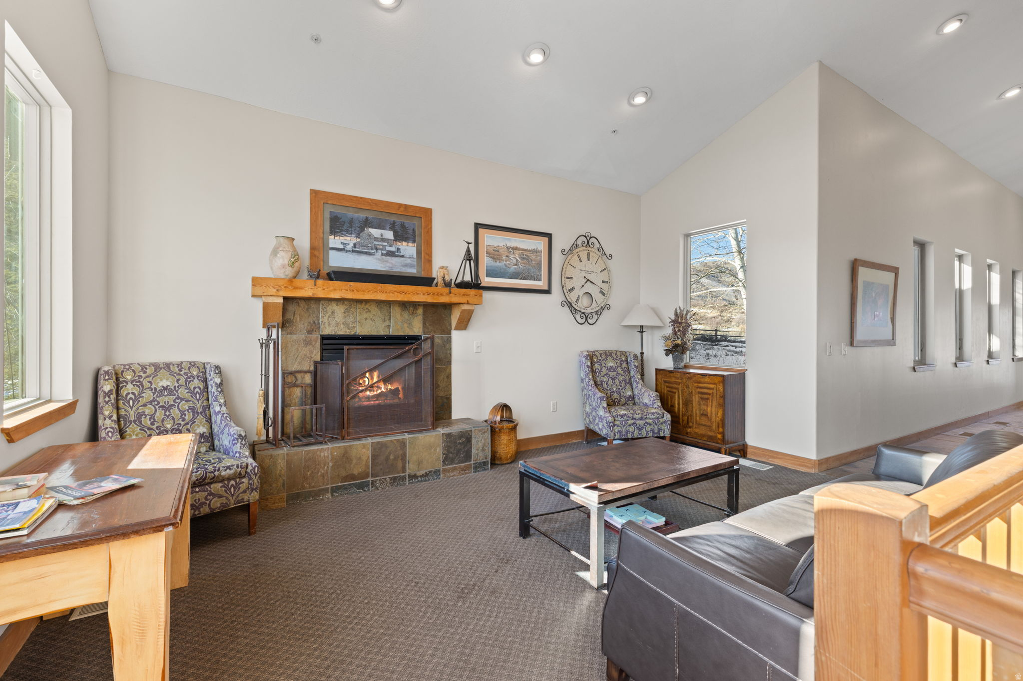 CRESTVIEW - Residential